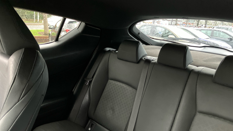 Toyota C-HR 1.8 Hybrid Design 5dr CVT Hybrid Hatchback